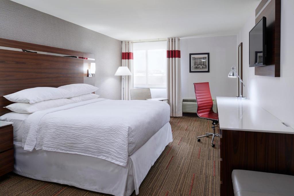Novi Oaks Hotel