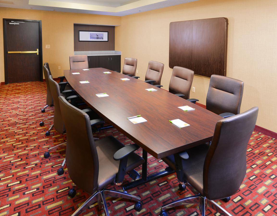 Longhorn Inn & Suites Fort Worth Fossil Creek (Formerly Courtyard by Marriott)