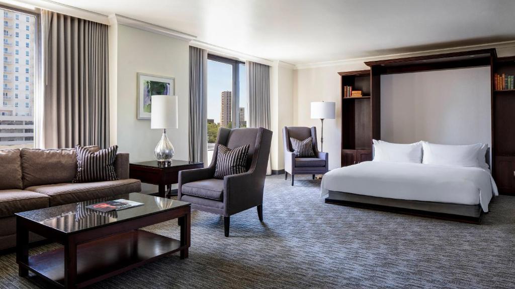 JW Marriott Hotel by the Galleria