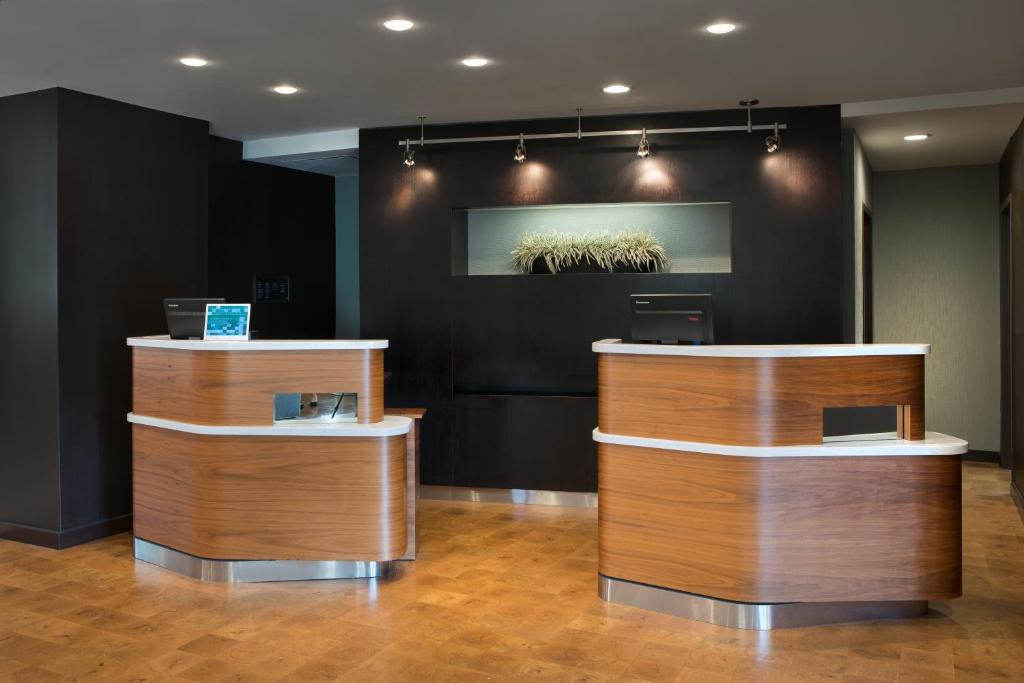 Courtyard by Marriott John Wayne Airport/Orange County