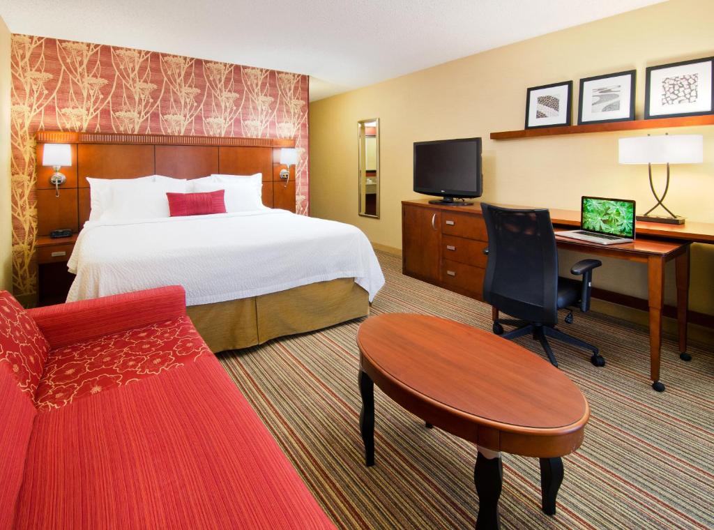 Courtyard by Marriott John Wayne Airport/Orange County