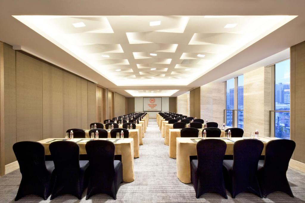 Sheraton Shanghai Hongkou Hotel