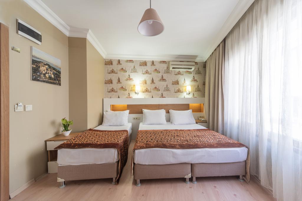 Taya Hatun Hotel