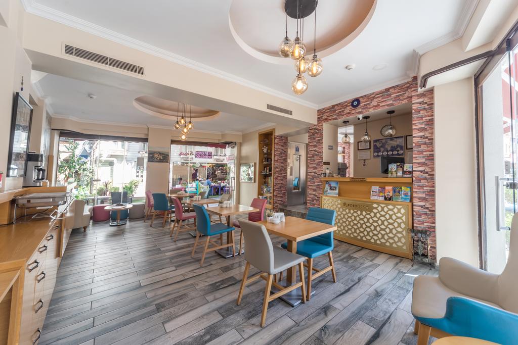 Taya Hatun Hotel