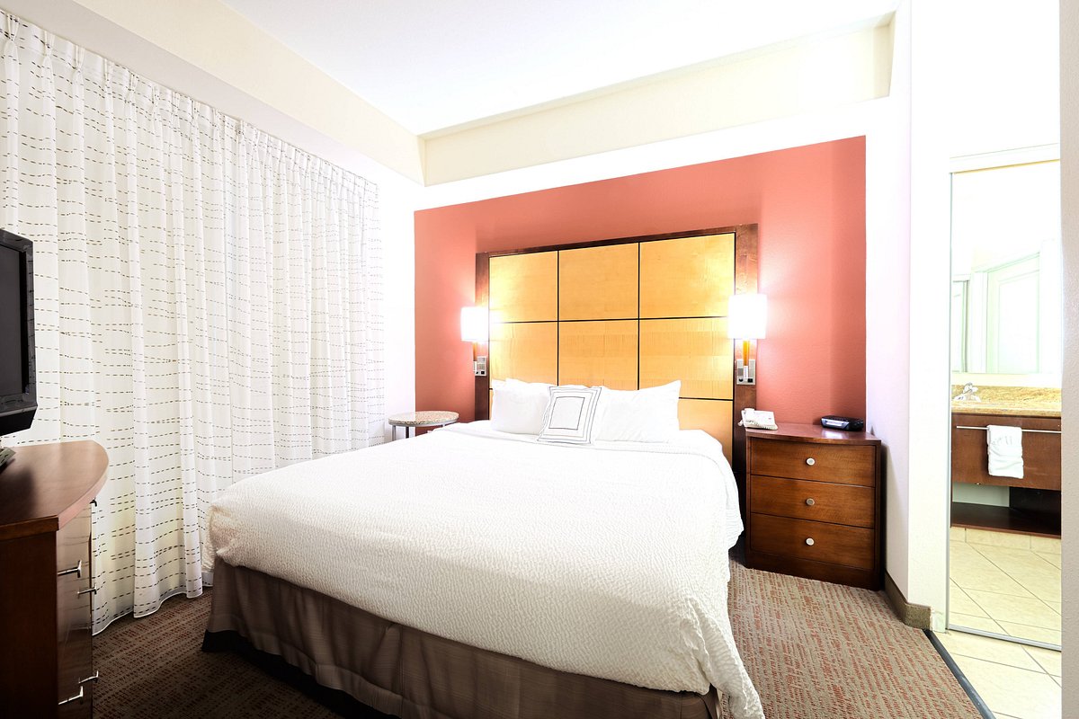 Residence Inn Marriott Airport