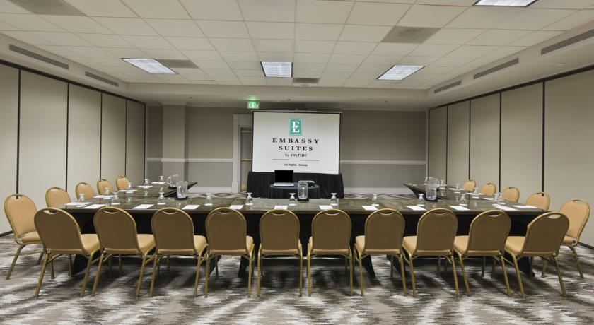 Embassy Suites by Hilton, Los Angeles - Downey