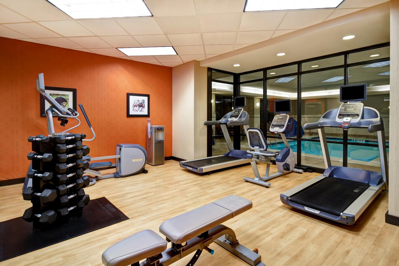Courtyard by Marriott Louisville Airport