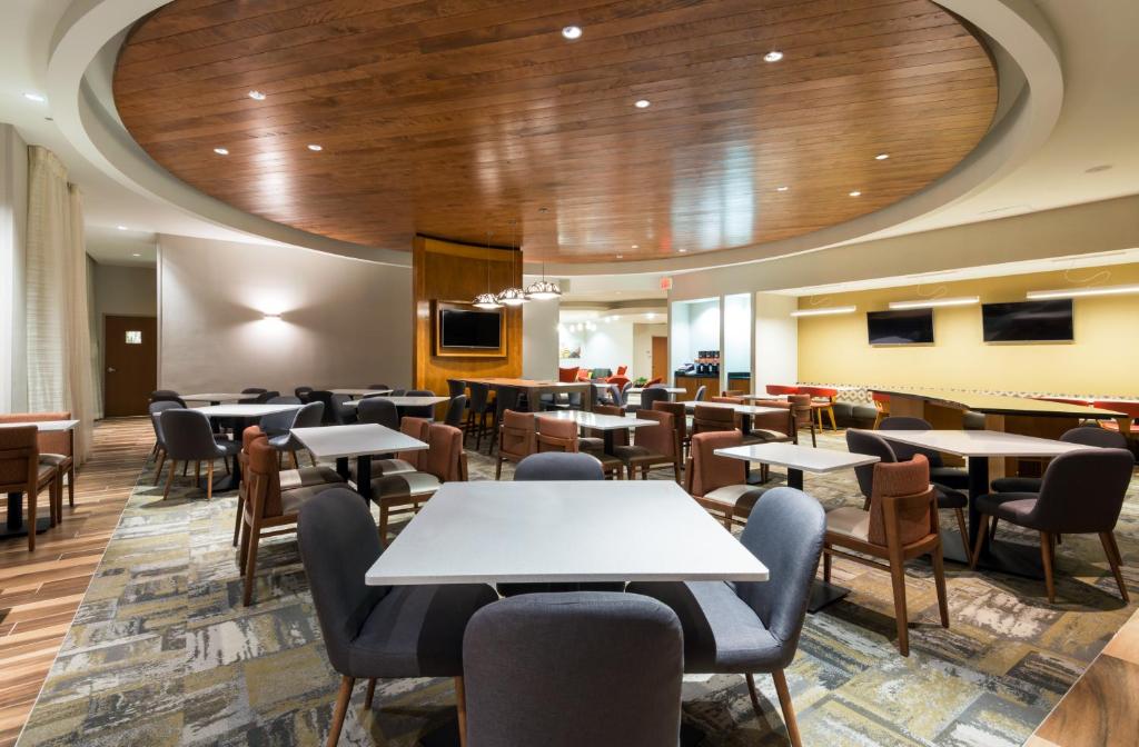 SpringHill Suites by Marriott Louisville Downtown