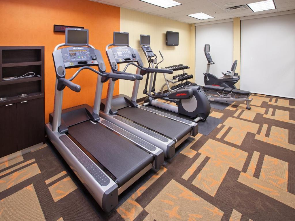 Courtyard by Marriott Louisville Northeast