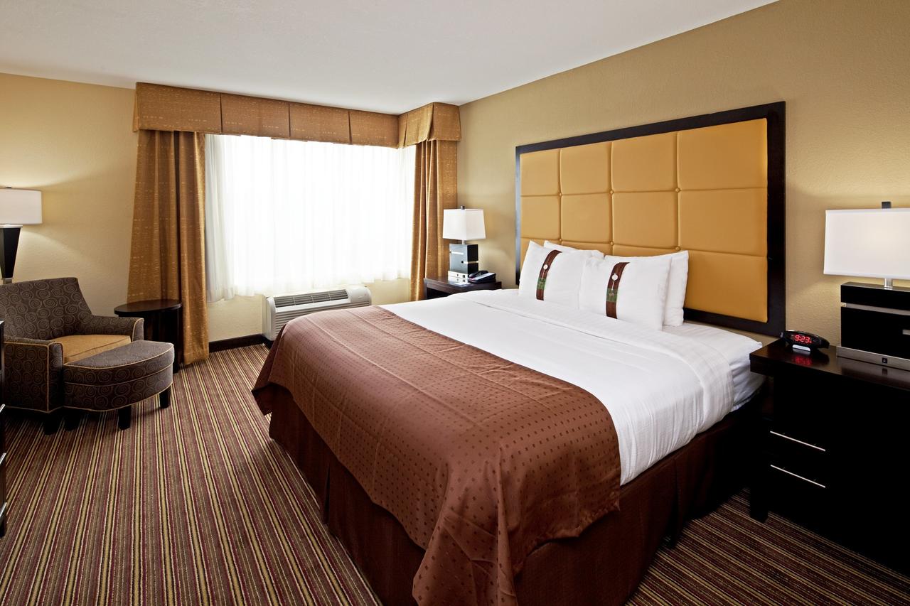 Holiday Inn Mobile - Airport