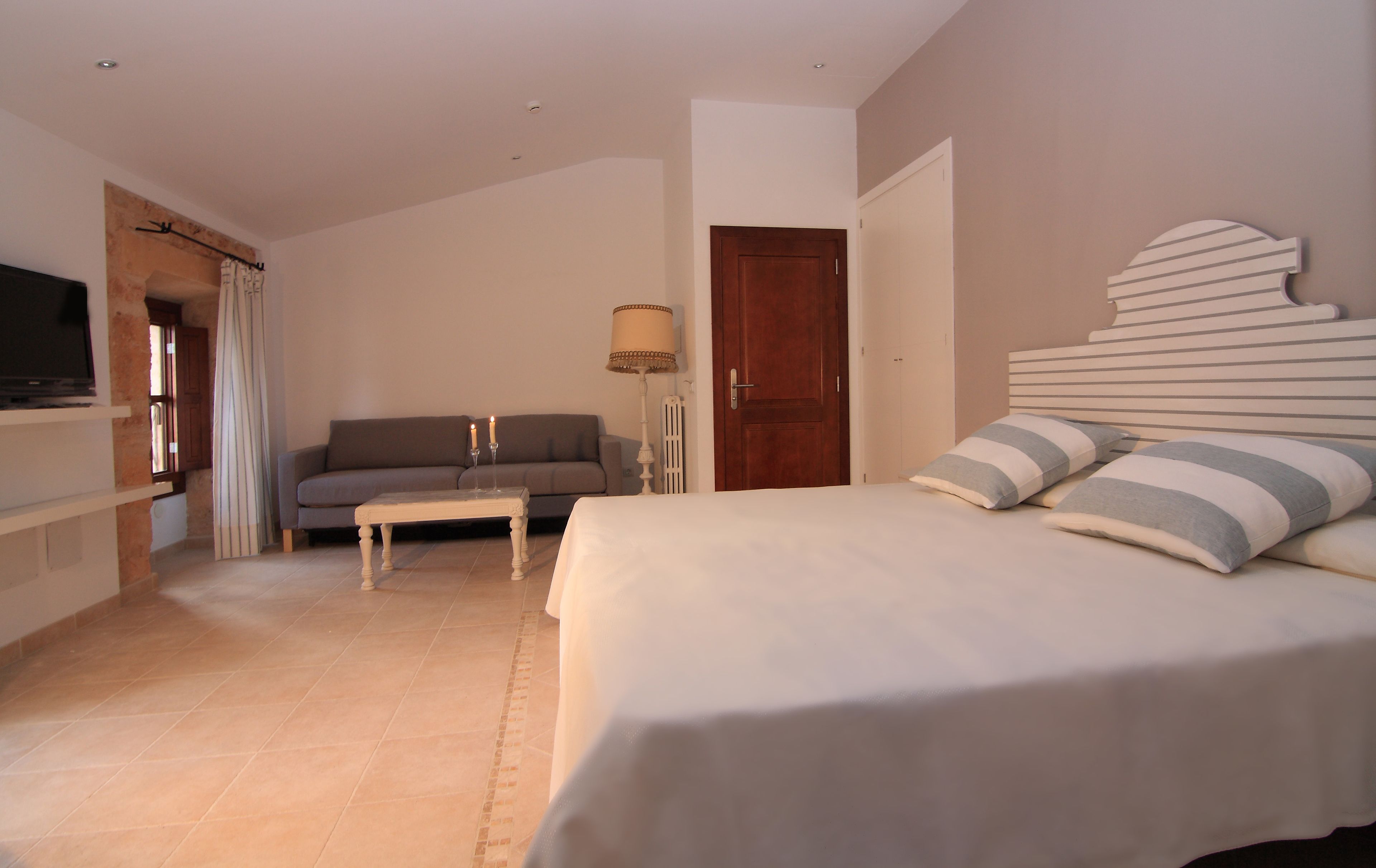 Algaida Suites By Eurotels