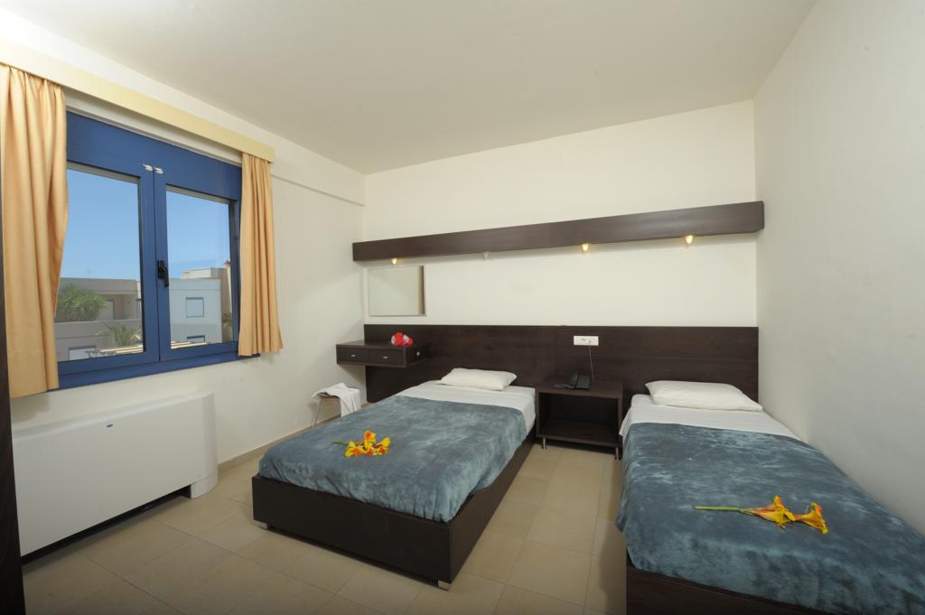 Meropi Aparthotel