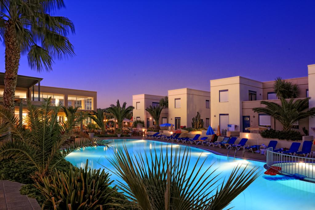 Meropi Aparthotel