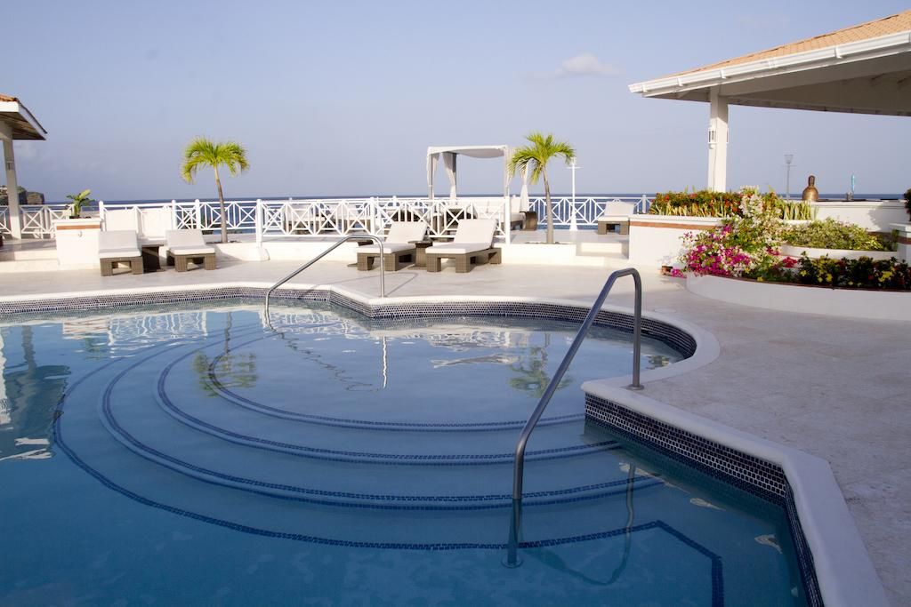 Grenadian By Rex Resorts Hotel