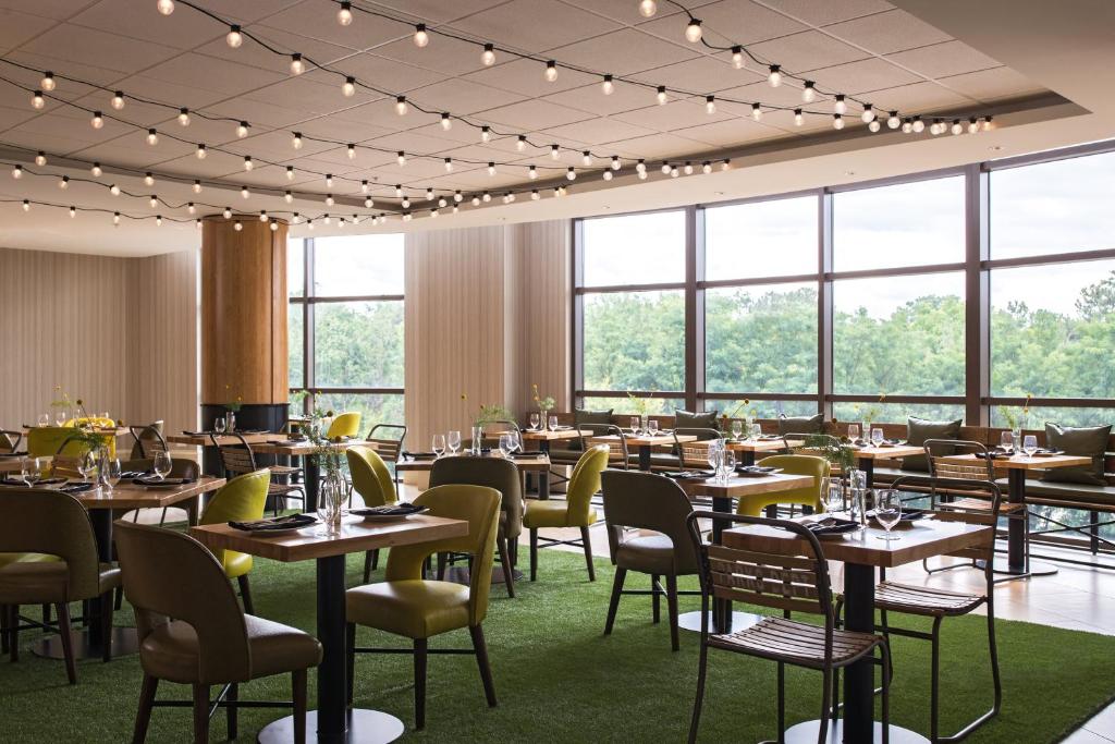 Renaissance Raleigh North Hills Hotel