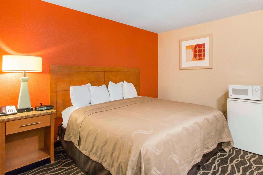 Quality Inn Suites Northeast