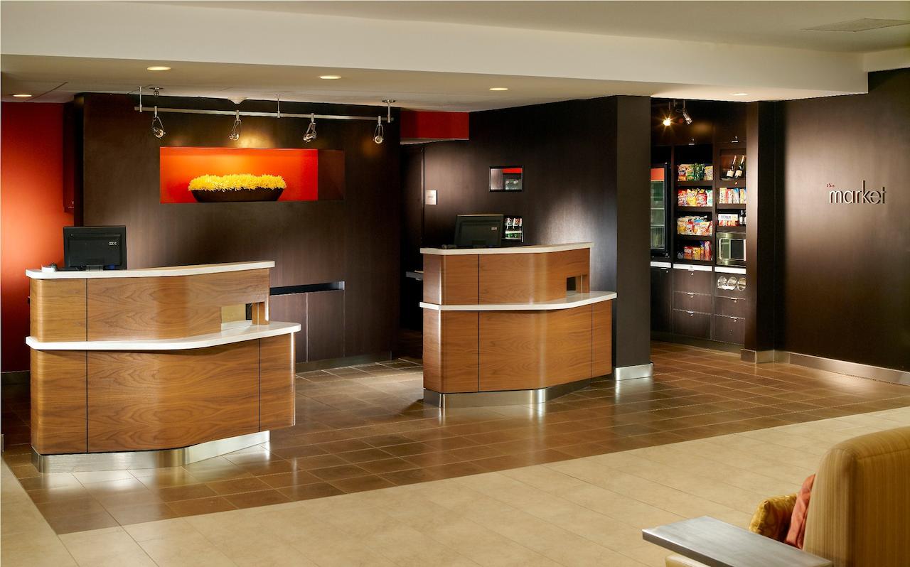 Courtyard by Marriott Savannah Midtown