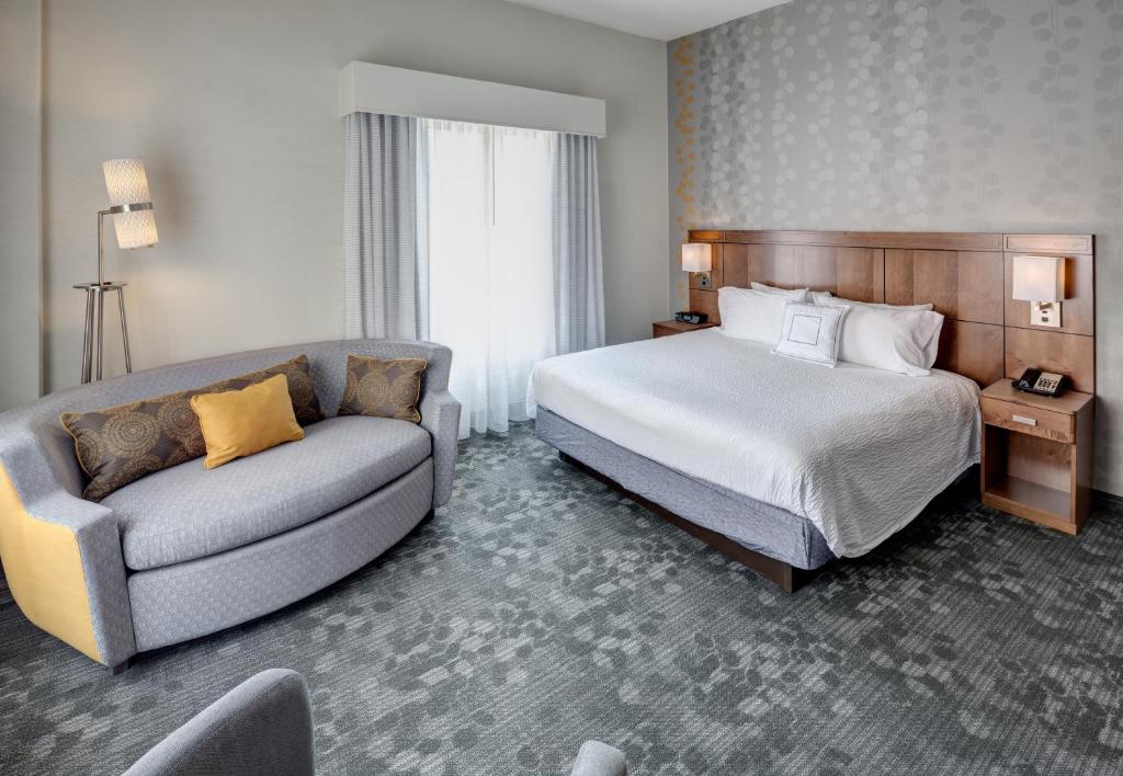 Courtyard by Marriott Charlottesville University Medical Ctr