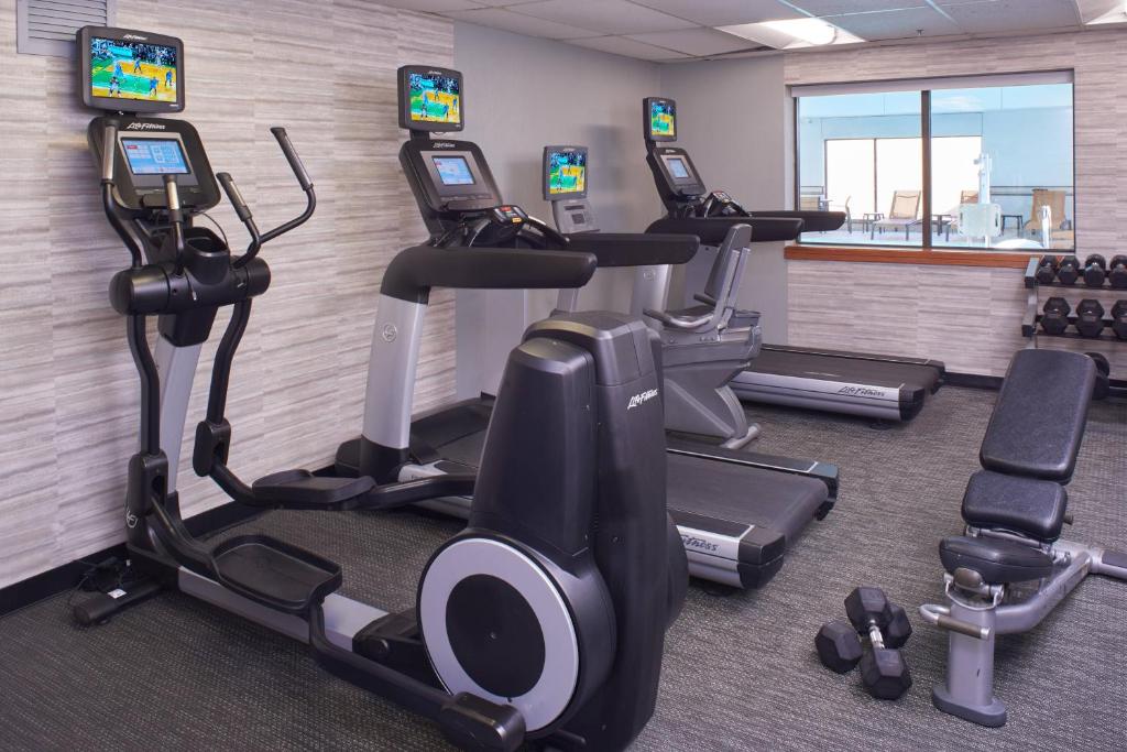 Courtyard by Marriott St. Louis Downtown West
