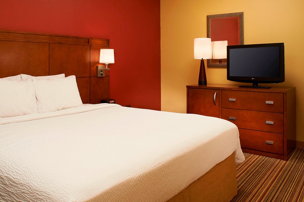 Courtyard by Marriott St. Louis Downtown West