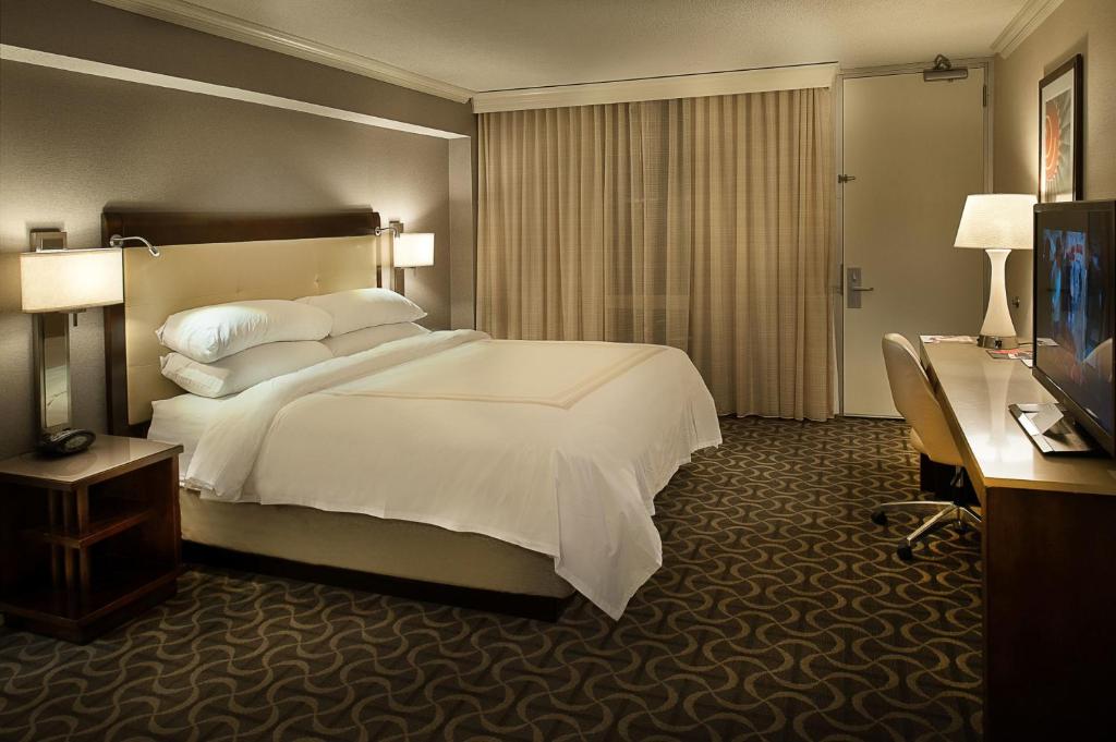 Marriott St. Louis Airport