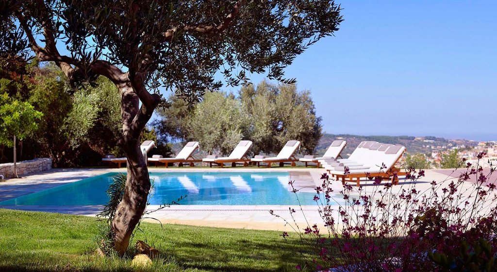 ELiathos Residence Houses
