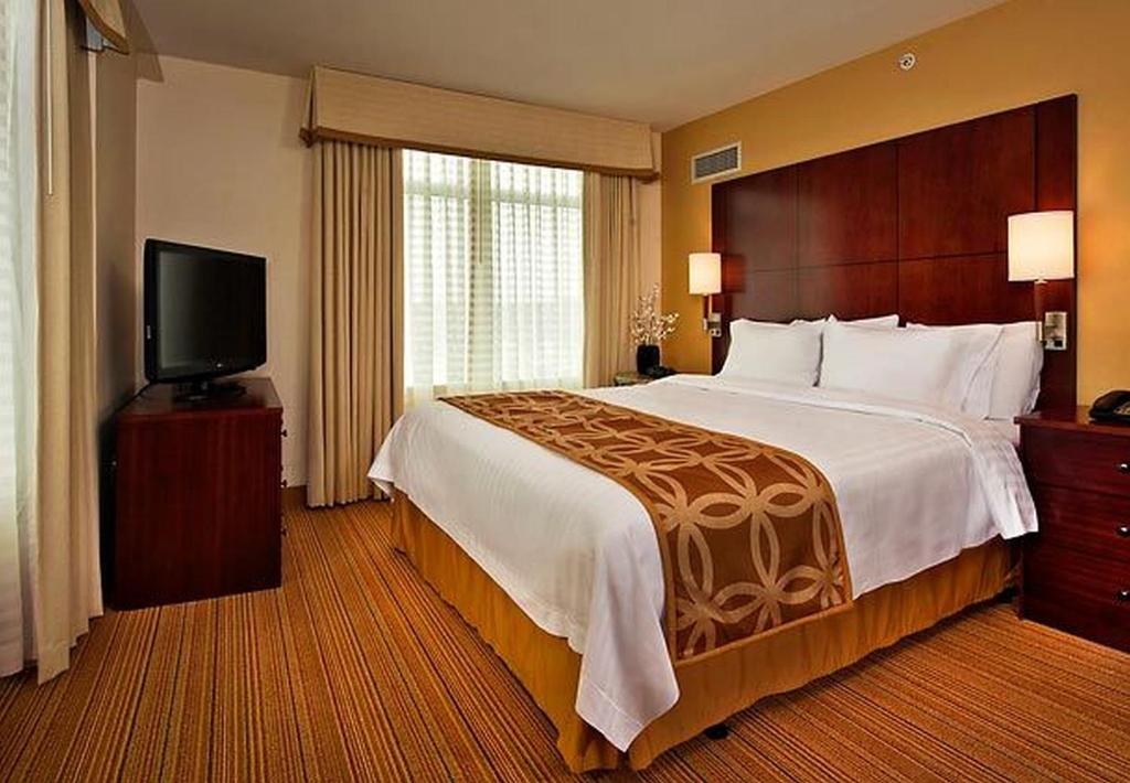Residence Inn Arlington Capital View