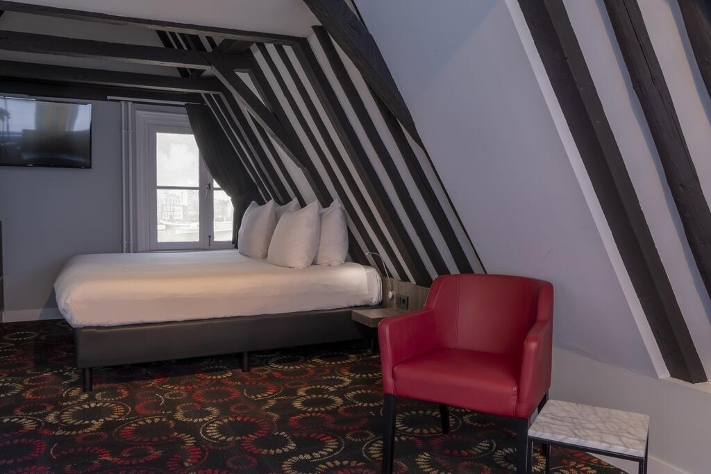 Eden Studios & Apartments