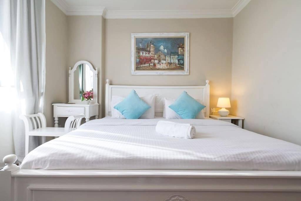 Century Bay Private Residences