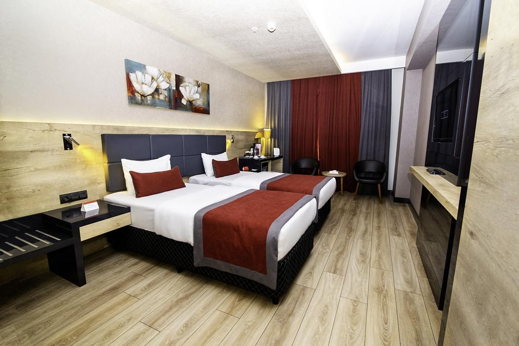 Ramada Encore Gebze