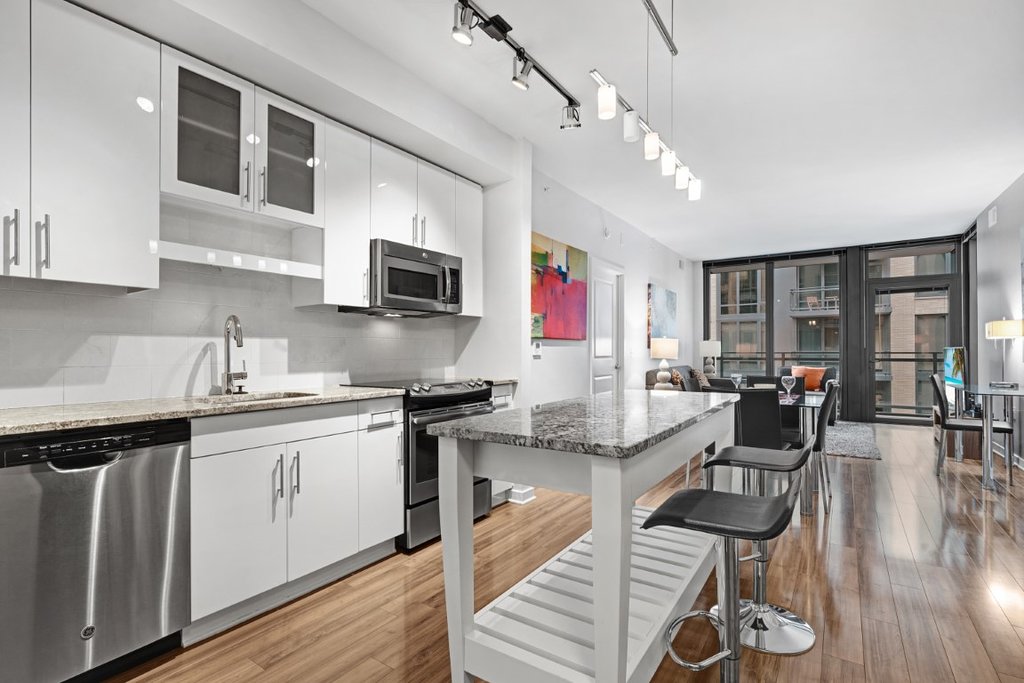 Global Luxury Suites in Downtown Bethesda