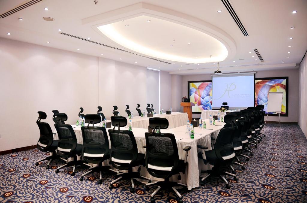 Al Hamra Palace by Warwick