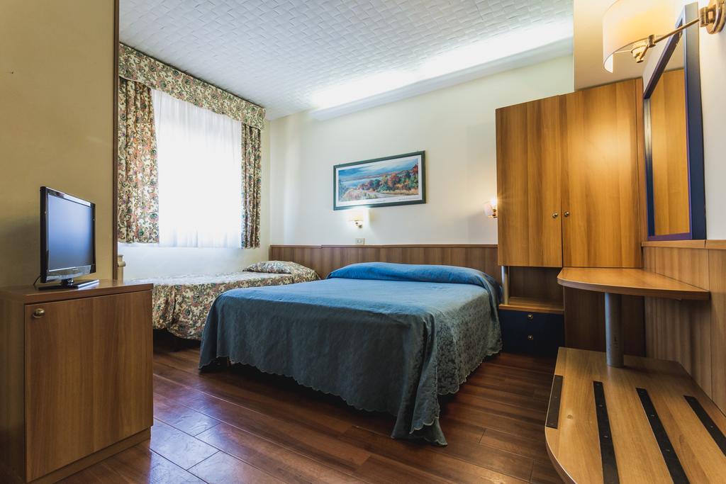 Hotel Ambra Palace