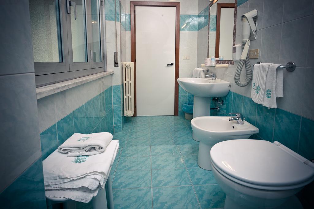 Hotel Ambra Palace