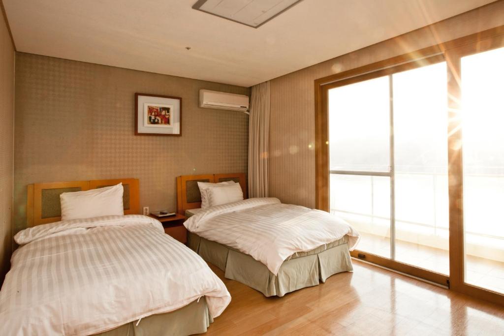 Sono Belle Gyeongju (formerly Daemyung Resort Gyeongju)