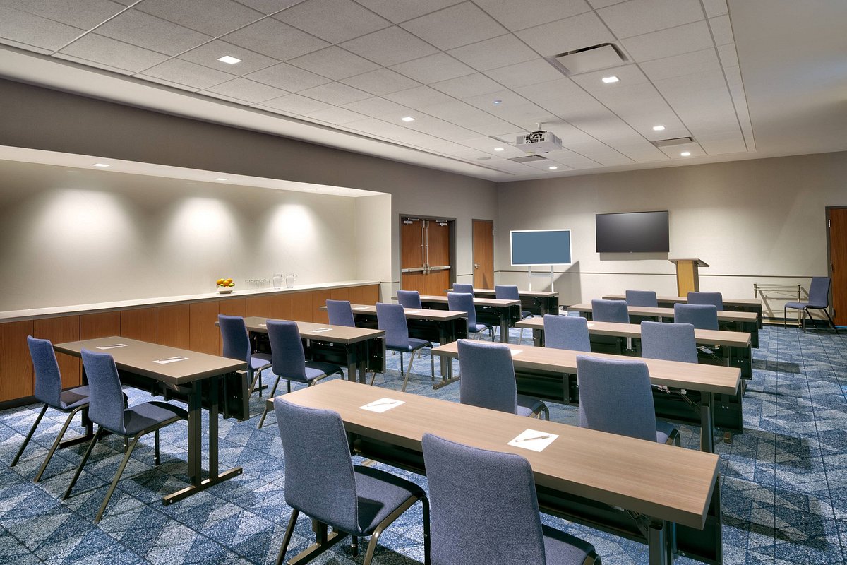 Courtyard by Marriott Ames