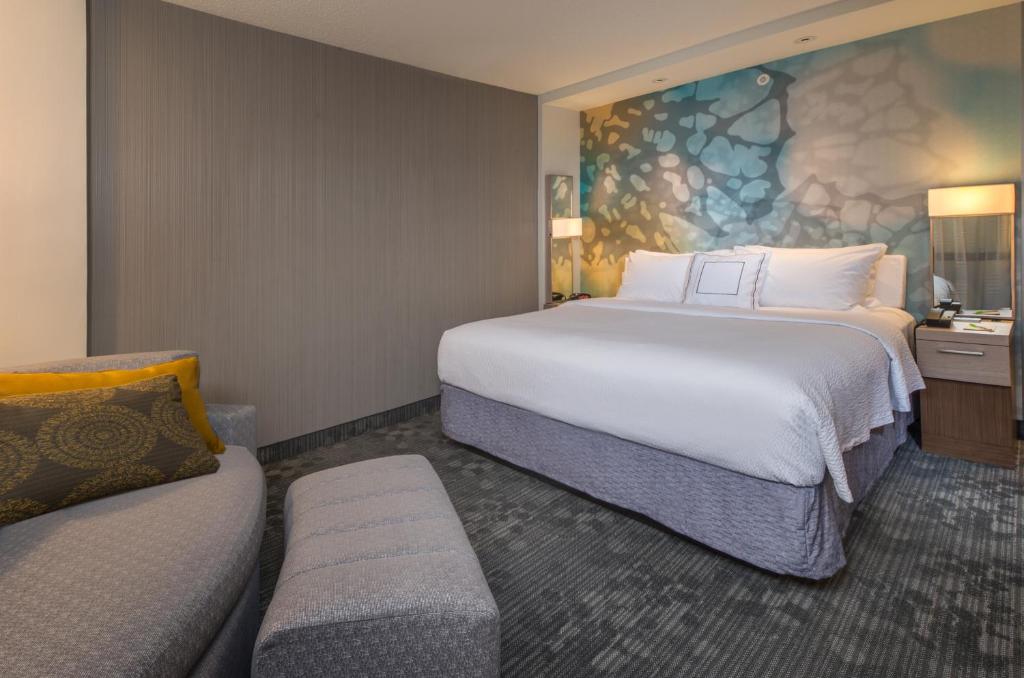 Courtyard by Marriott Omaha East/Council Bluffs, IA