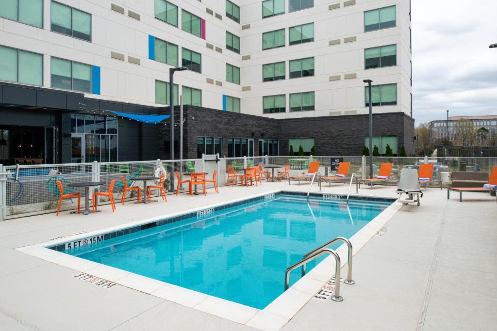 Aloft Charlotte Airport