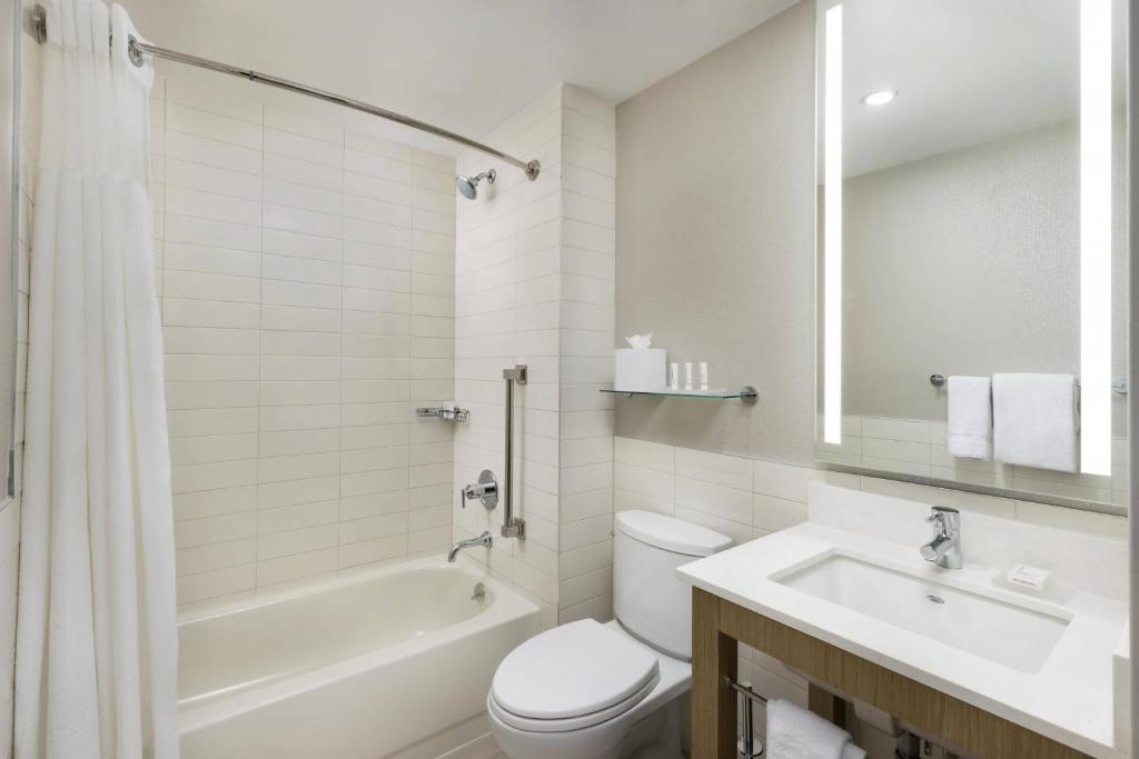 Courtyard by Marriott New York Downtown Manhattan/Financial District
