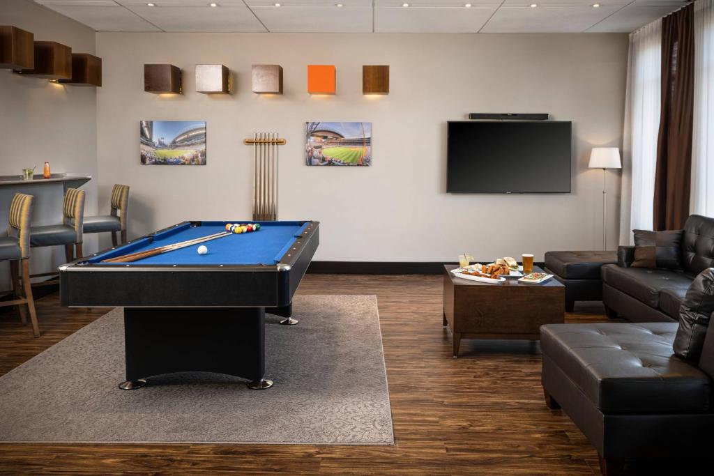 Residence Inn by Marriott Bellevue Downtown