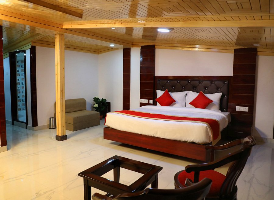 The Grand White By Parfait Shimla