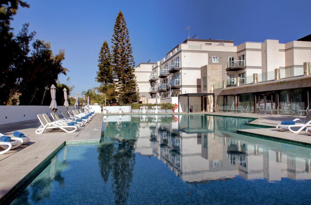 Urban Valley Resort & Spa