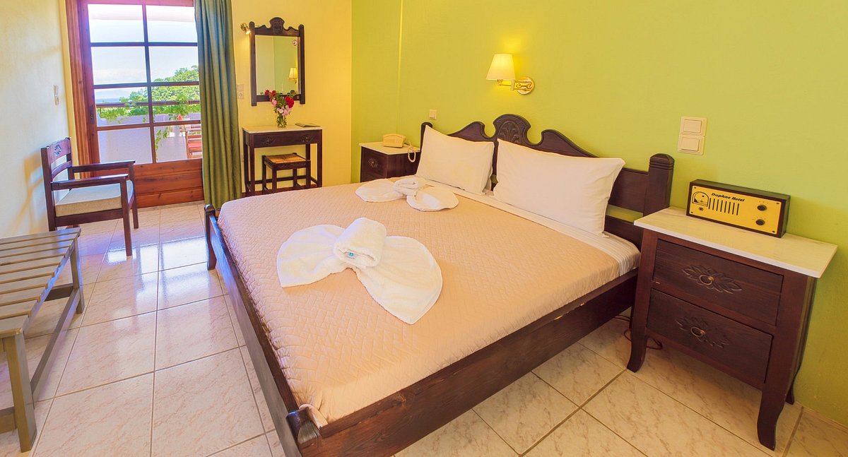 Daphne Hotel Samos