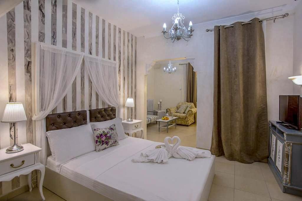 Panorama Suites & Spa