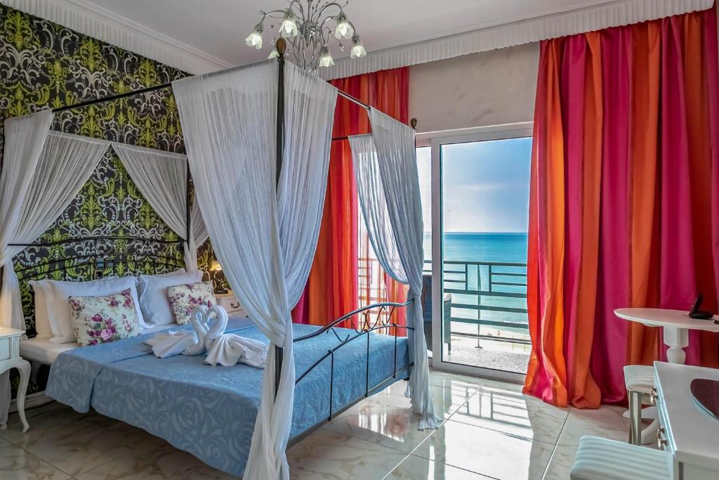 Panorama Suites & Spa