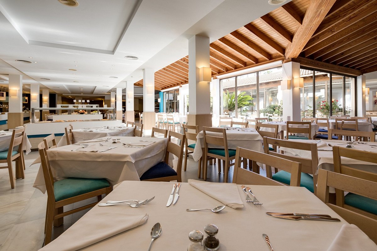 Protur Safari Park Aparthotel - All Inclusive
