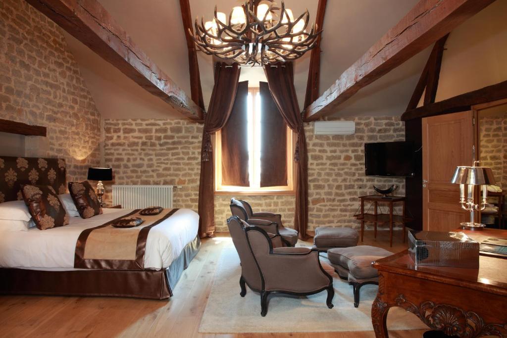 Domaine Chateau Du Faucon