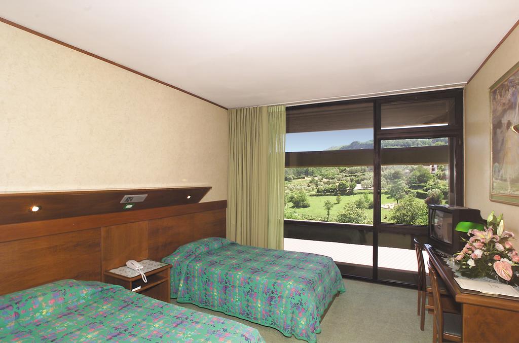 Hotel Lago Verde