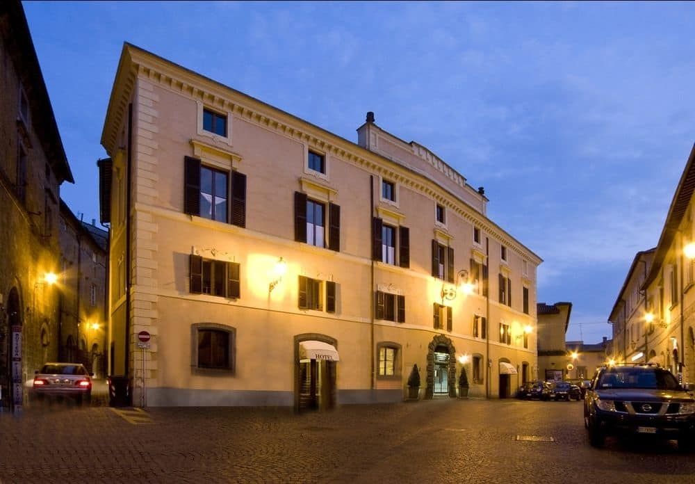 Aquila Bianca