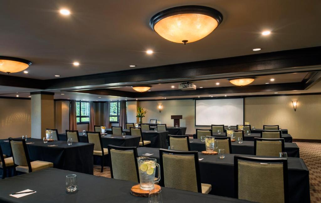 Executive Suites Hotel & Resort, Squamish